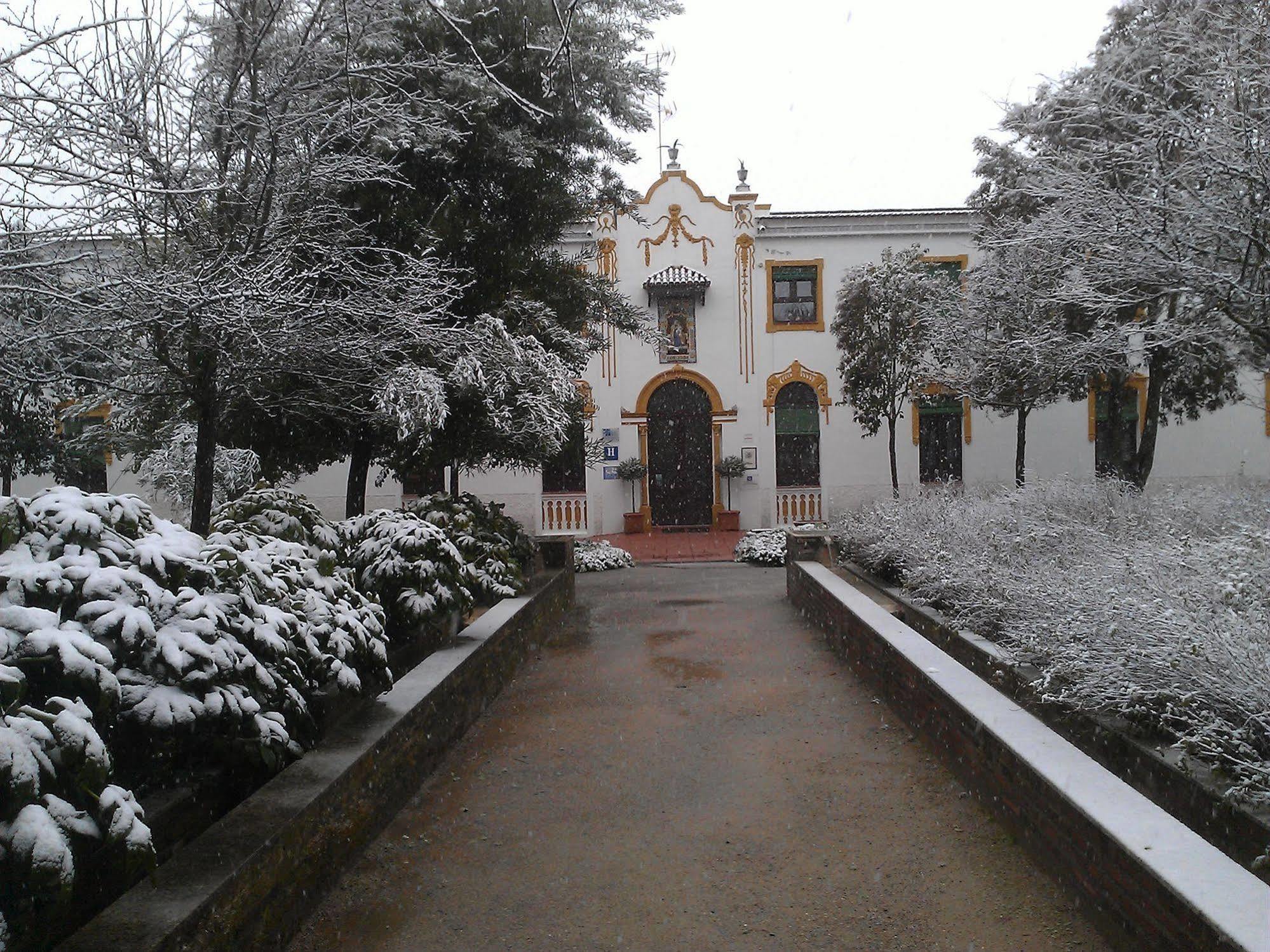 Hotel Balneario El Raposo Puebla de Sancho Pérez Dış mekan fotoğraf